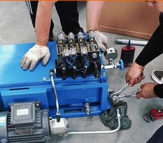 國立液(ye)壓,小型液壓站(zhàn)開始制作